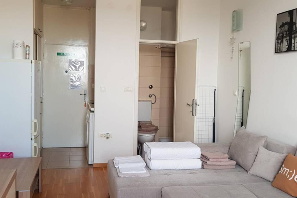 Kiki With A Sea View, Free Wifi, For 2 Persons *